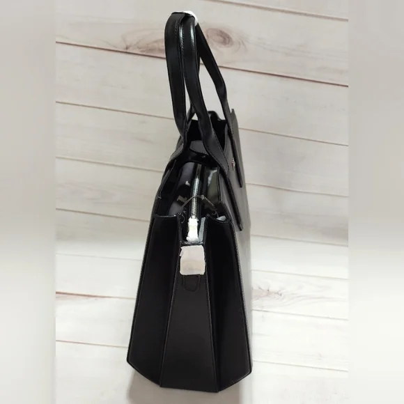 NWT Halston Heritage East West Leather Tote in Black with Dust Bag - Picture 3 of 14